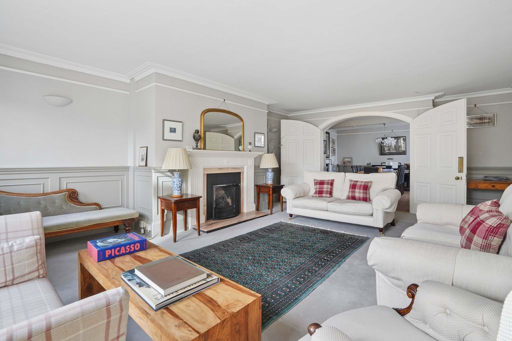 Additional image 2 of 5 bed terraced house for saleEast St. Helen Street, Abingdon OX14