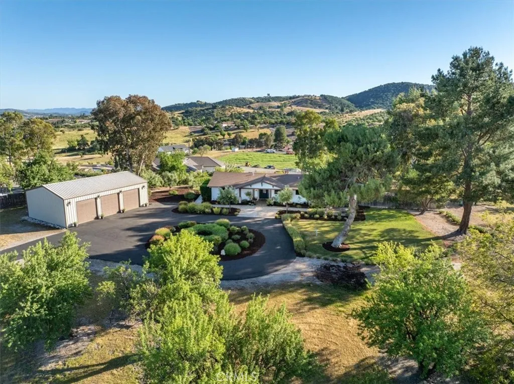 Additional image 8 of 1015 Lost Springs Ln, Paso Robles, CA 93446