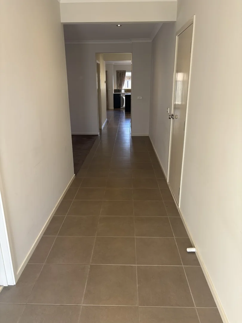 Additional image 2 of 30 Saltlake Boulevard, Wollert VIC 3750