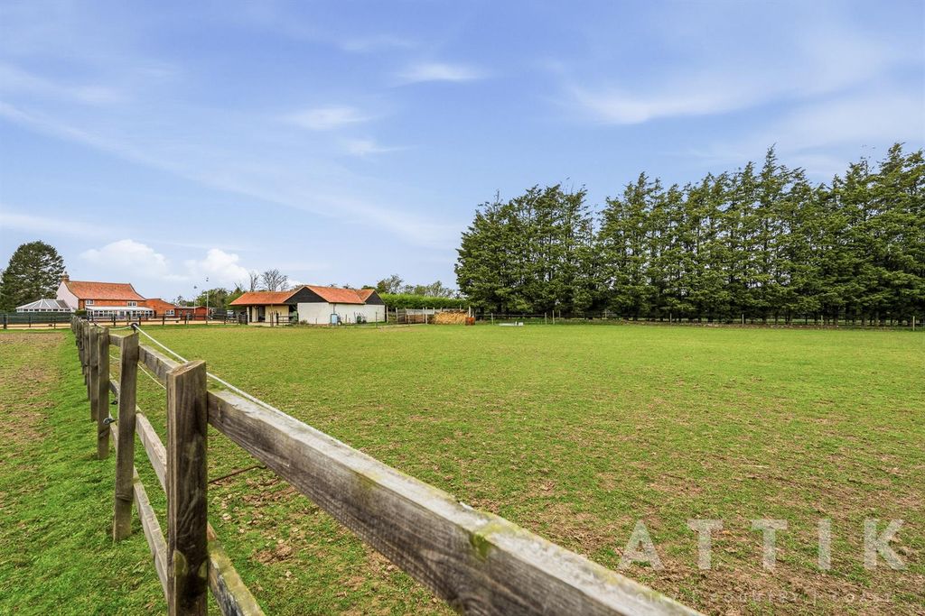 Additional image 92 of 5 bed equestrian for saleBarnaby Green, Wangford, Beccles NR34