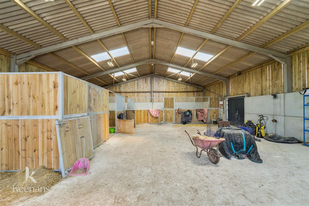 Additional image 13 of 4 bed farmhouse for saleTodmorden Road, Bacup OL13