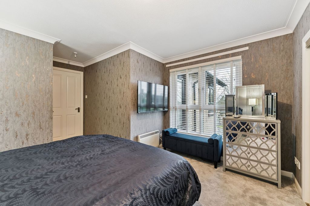 Additional image 19 of 2 bed flat for saleBallagan Place, Milngavie G62