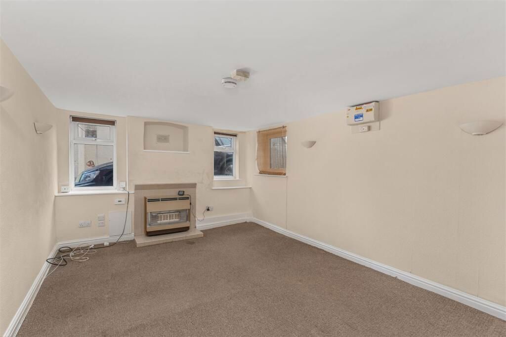 Additional image 6 of 4 bed flat for saleBroughton Road, Banbury OX16