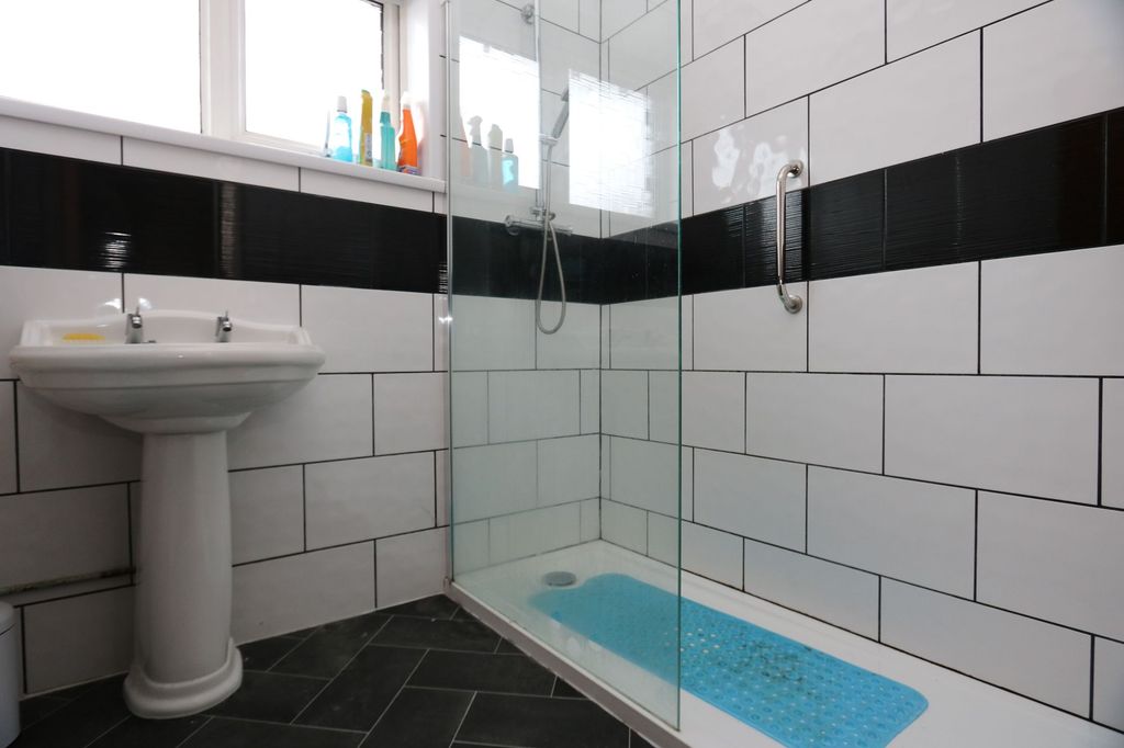 Additional image 13 of 4 bed detached bungalow for saleMin-Y-Mor, Barry CF62