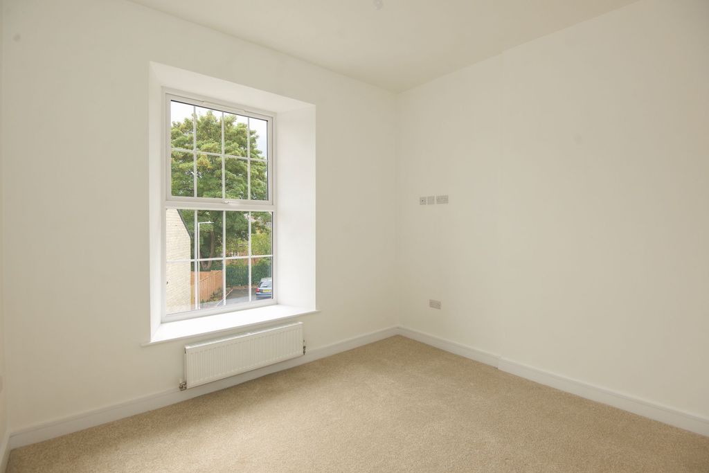 Additional image 12 of 2 bed flat for saleGratton Place, Chesterfield S41