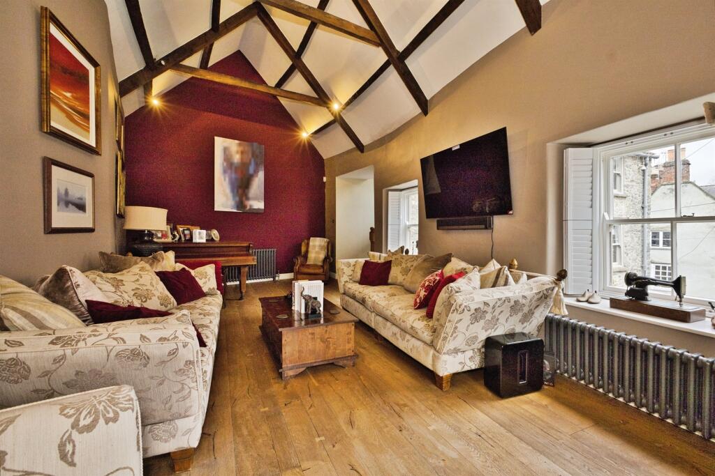 Additional image 3 of Leg Square, Shepton Mallet