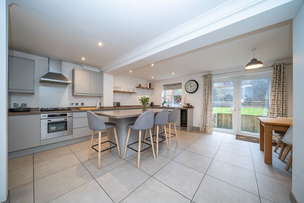 Additional image 4 of 4 bed link detached house for saleBrimstone Walk, Berkhamsted HP4