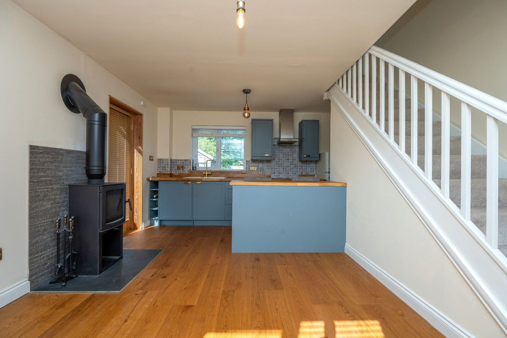 Additional image 8 of 1 bed terraced house for saleWillow Close, Alcester B49
