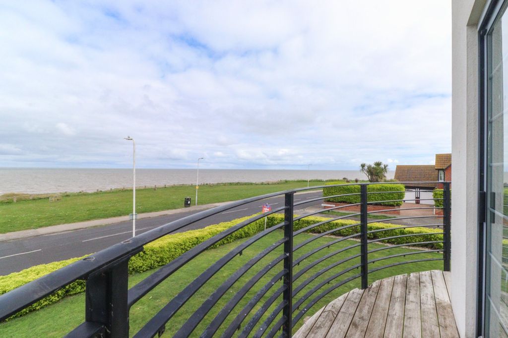 Additional image 20 of 2 bed flat for saleThe Parade, Birchington, Kent CT7