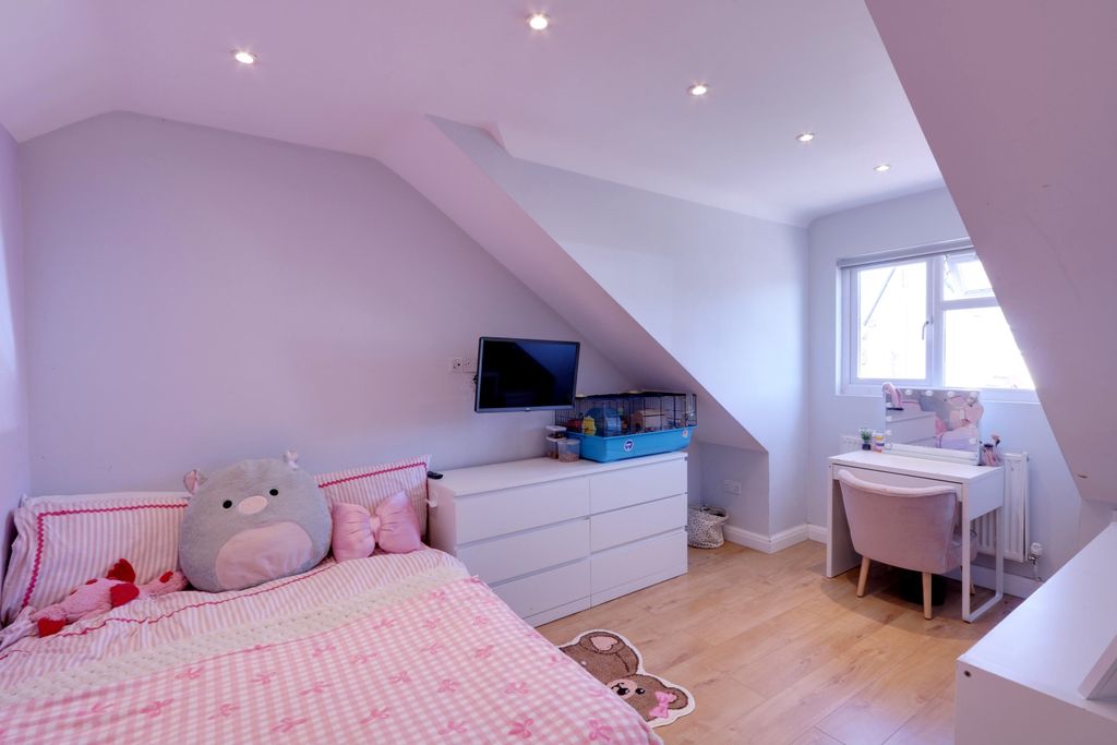 Additional image 27 of 5 bed detached house for sale6 Heathfield, Benfleet SS7