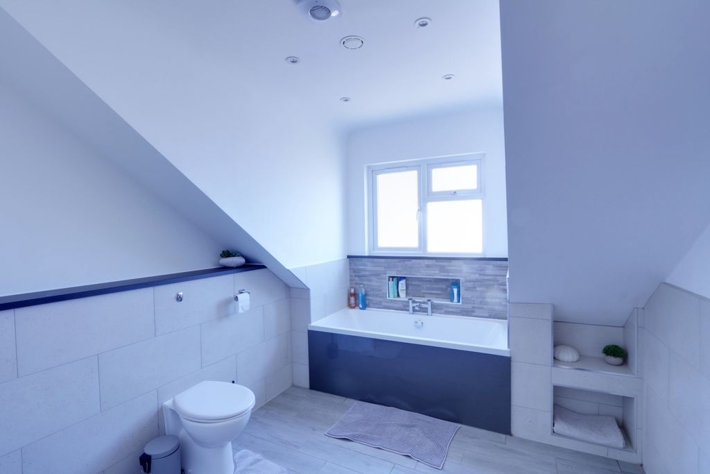 Additional image 25 of 5 bed detached house for sale6 Heathfield, Benfleet SS7
