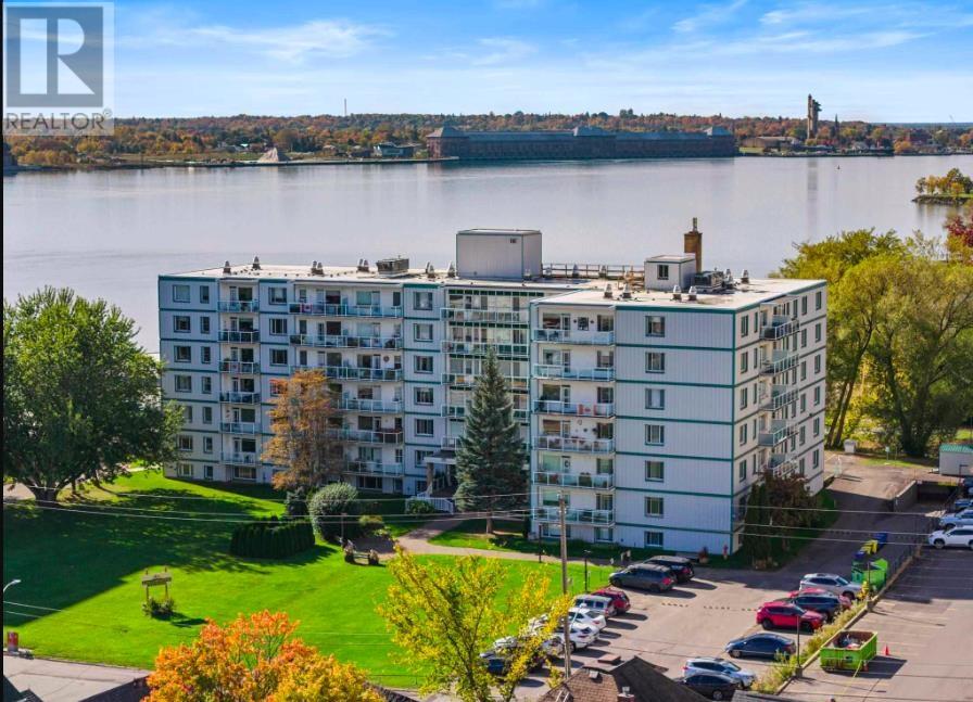 99 Pine Street, Sault Ste. Marie, ON, P6A3Y3