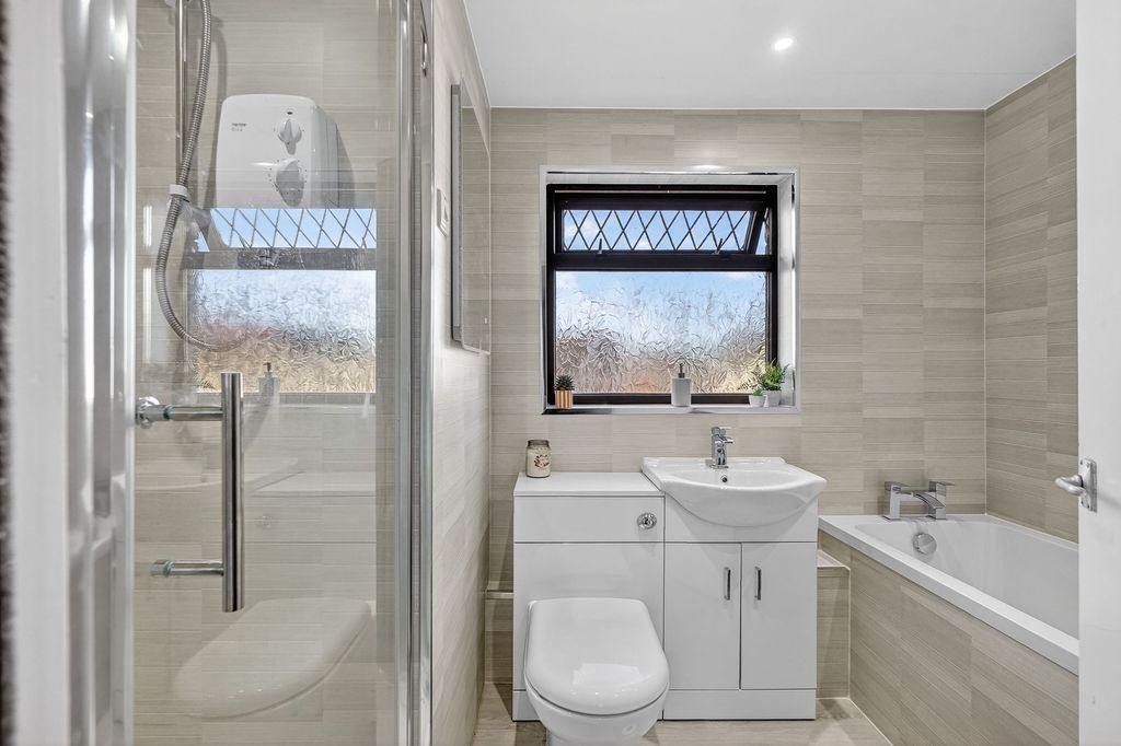 Additional image 19 of 3 bed end terrace house for sale100 Ferguson Street, Ayr KA8