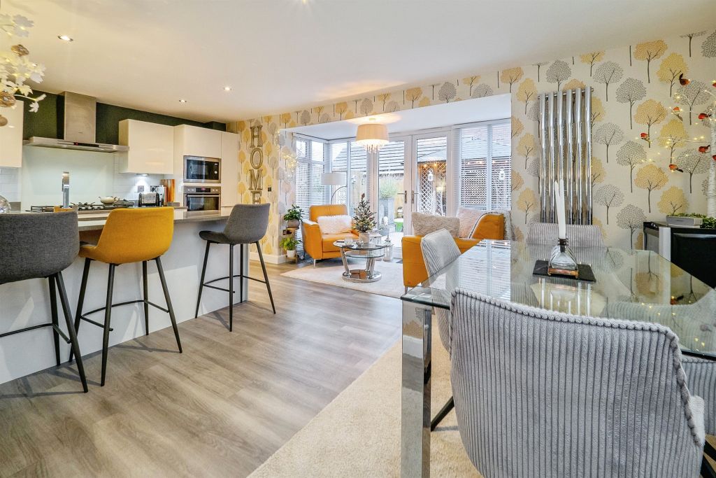 Additional image 3 of 5 bed detached house for saleFoxglove Way, Beverley HU17
