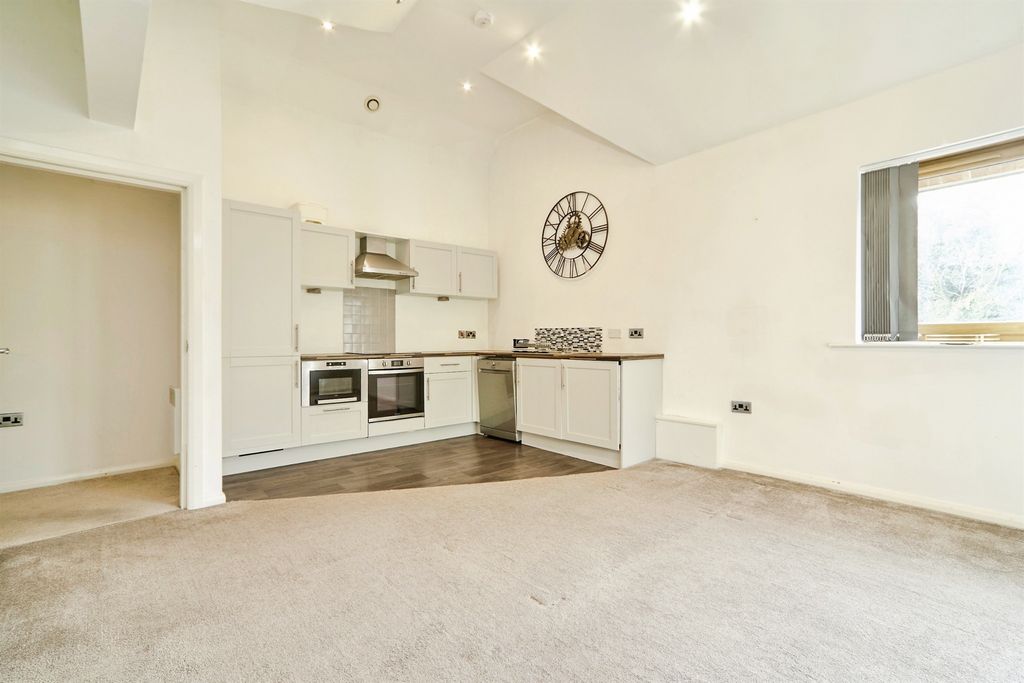 Additional image 10 of 2 bed flat for saleThe Green, Bingley BD16