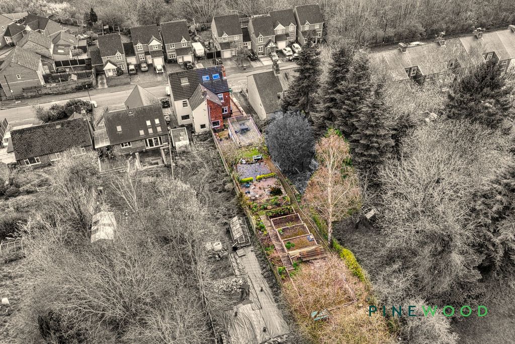 Additional image 2 of 3 bed semi-detached house for saleSpital Lane, Chesterfield S41