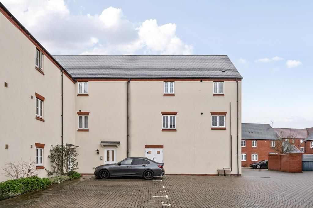 Additional image 6 of 2 bed flat for saleKingsmere, Bicester, Oxfordshire OX26