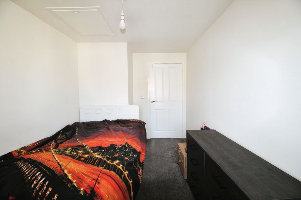 Additional image 13 of 2 bed flat for saleClyde Street, Hull HU3