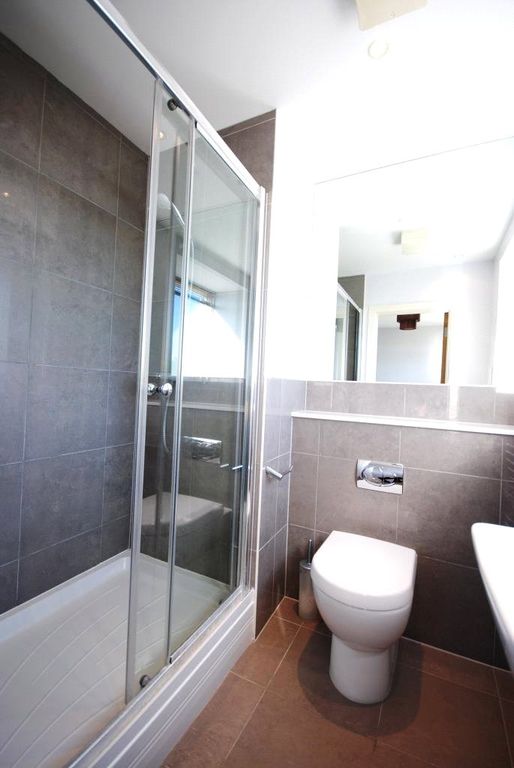 Additional image 7 of 2 bed flat for saleLower Kings Road, Berkhamsted HP4