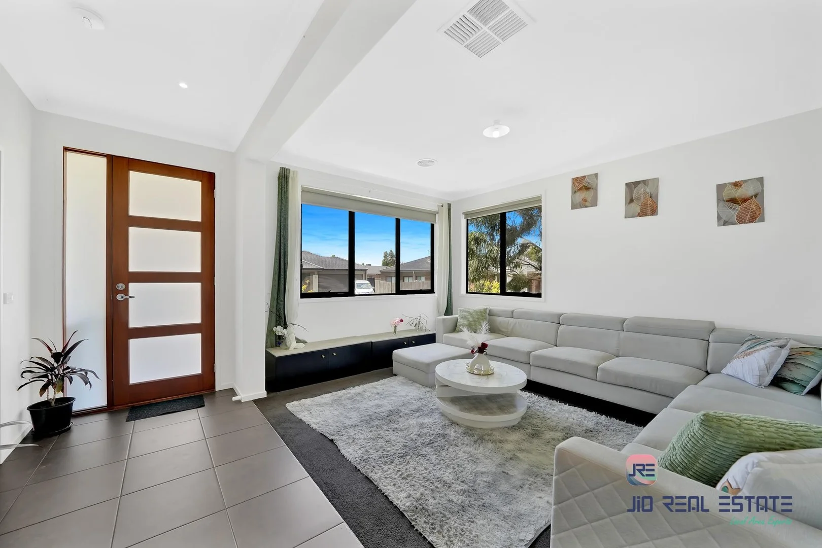 54 Albert Drive, Melton South VIC 3338