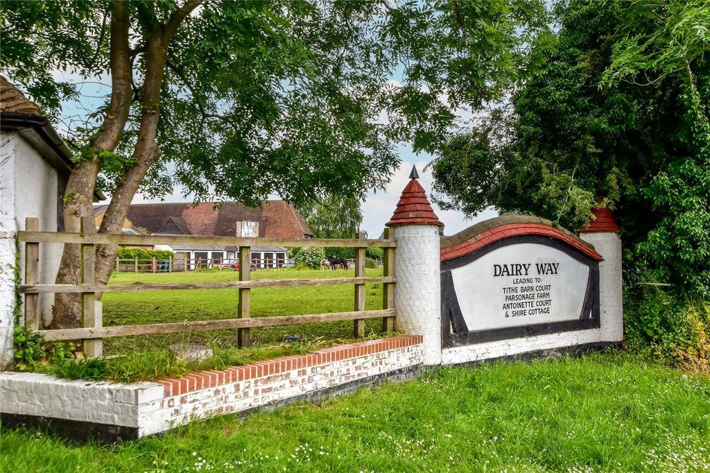 Additional image 27 of 4 bed semi-detached house for saleDairy Way, Abbots Langley WD5