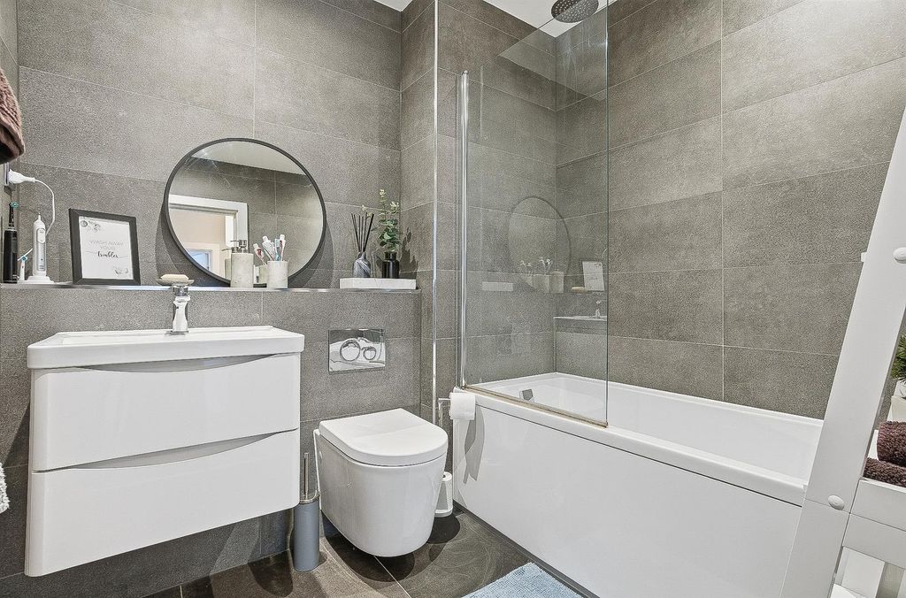 Additional image 11 of 1 bed flat for saleThe Retreat, Mill Hall, Aylesford ME20
