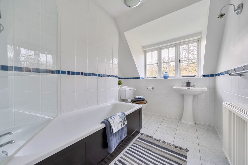 Additional image 14 of 5 bed detached house for saleChesham Road, Berkhamsted HP4