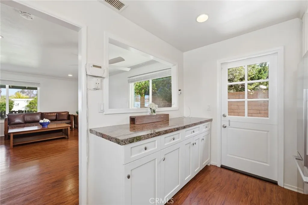Additional image 11 of 956 W Wilson St, Costa Mesa, CA 92627