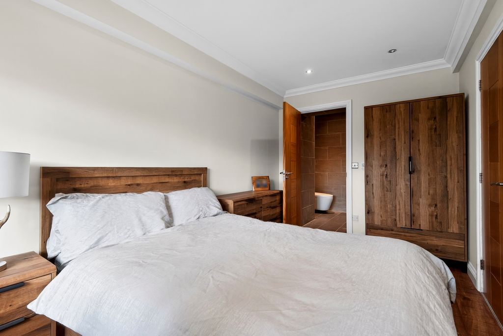 Additional image 16 of 5 bed detached house for saleThe Avenue, Biggleswade SG18