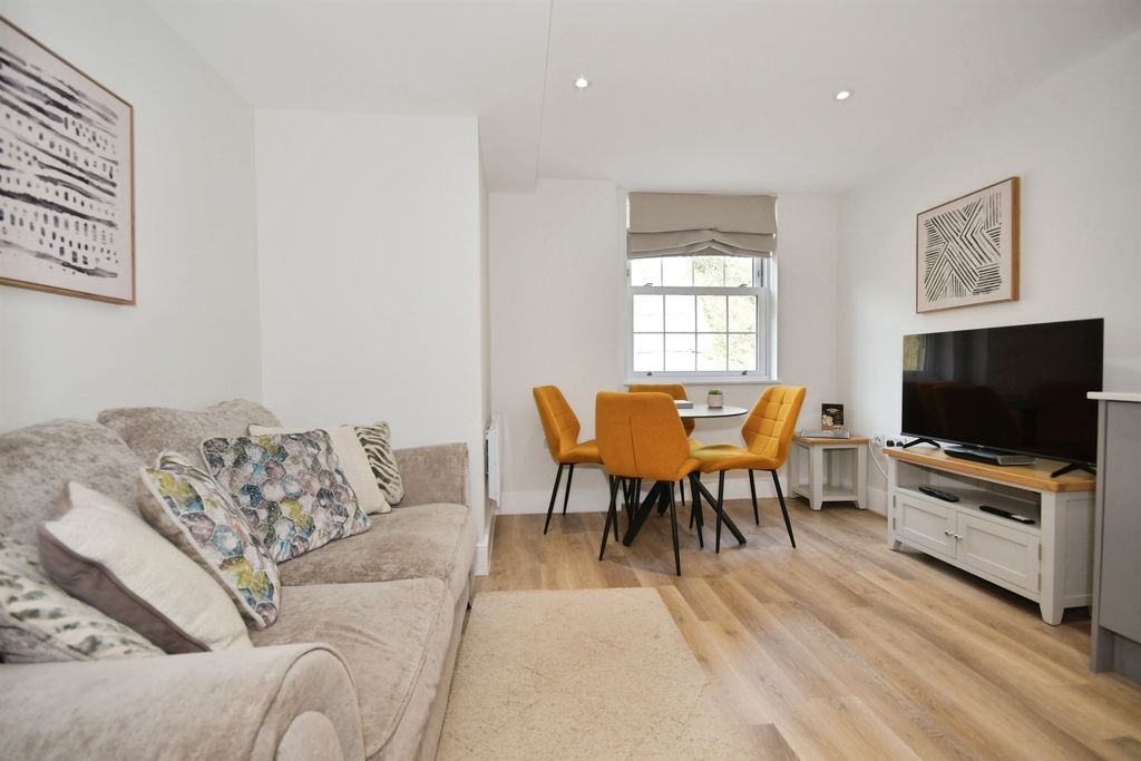 Additional image 2 of 2 bed flat for saleThe Dale, Stoney Middleton, Hope Valley S32