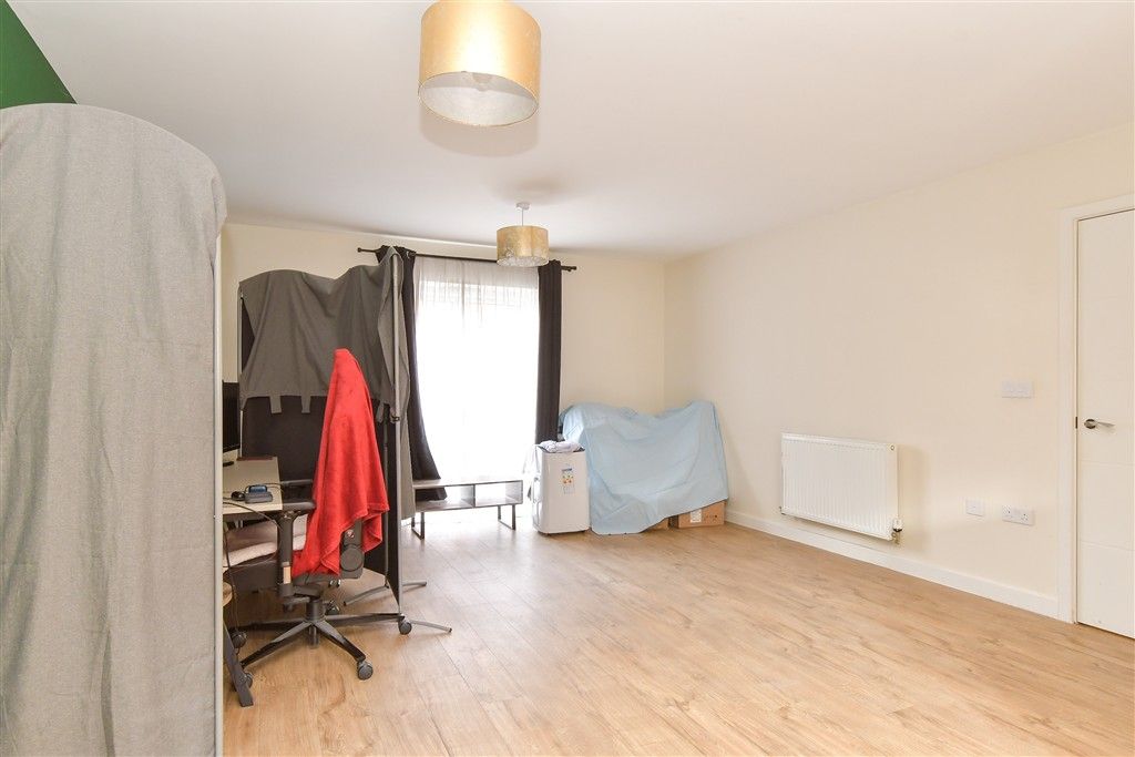 1 bed maisonette for saleDakota Drive, Chatham, Kent ME4