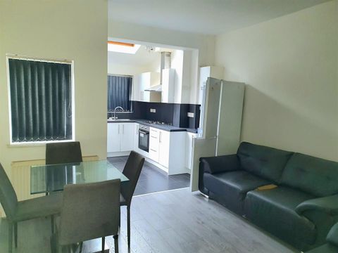 Chilworth Street, Manchester M14