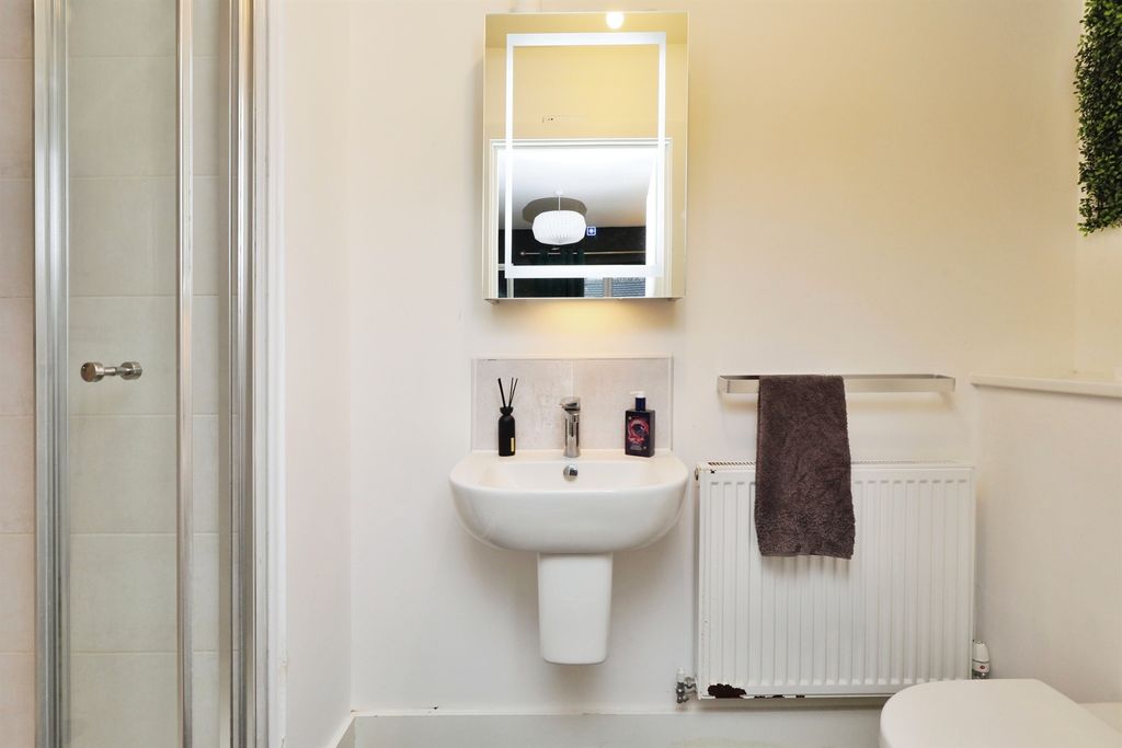 Additional image 12 of 3 bed semi-detached house for saleSwan Road, Lakeside, Doncaster DN4