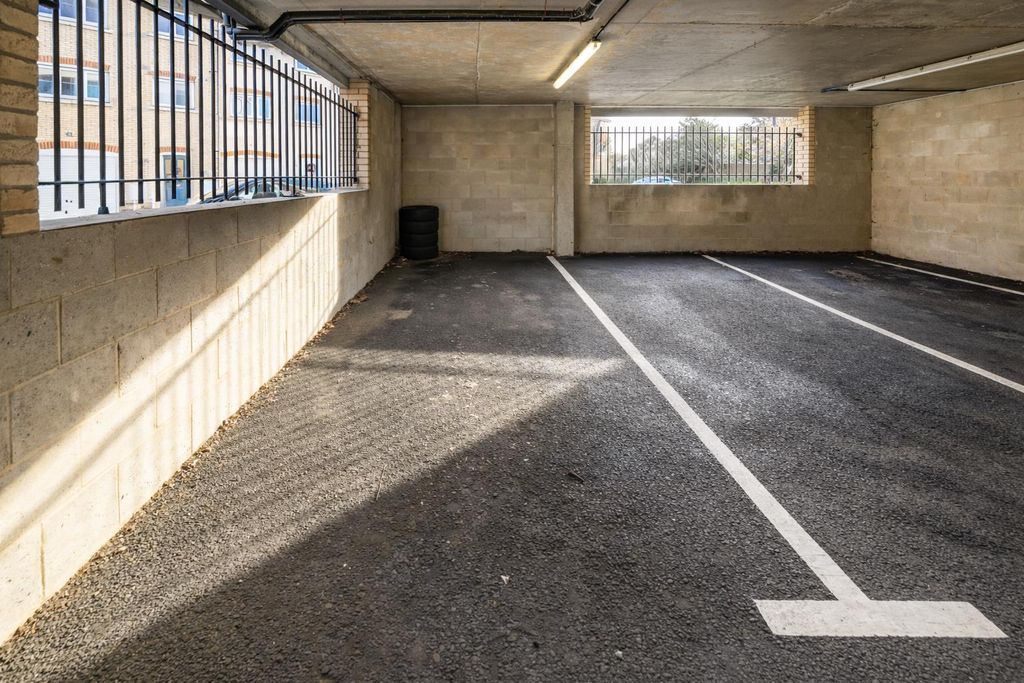 Additional image 10 of 2 bed flat for saleKings Crescent, Aylesford ME20