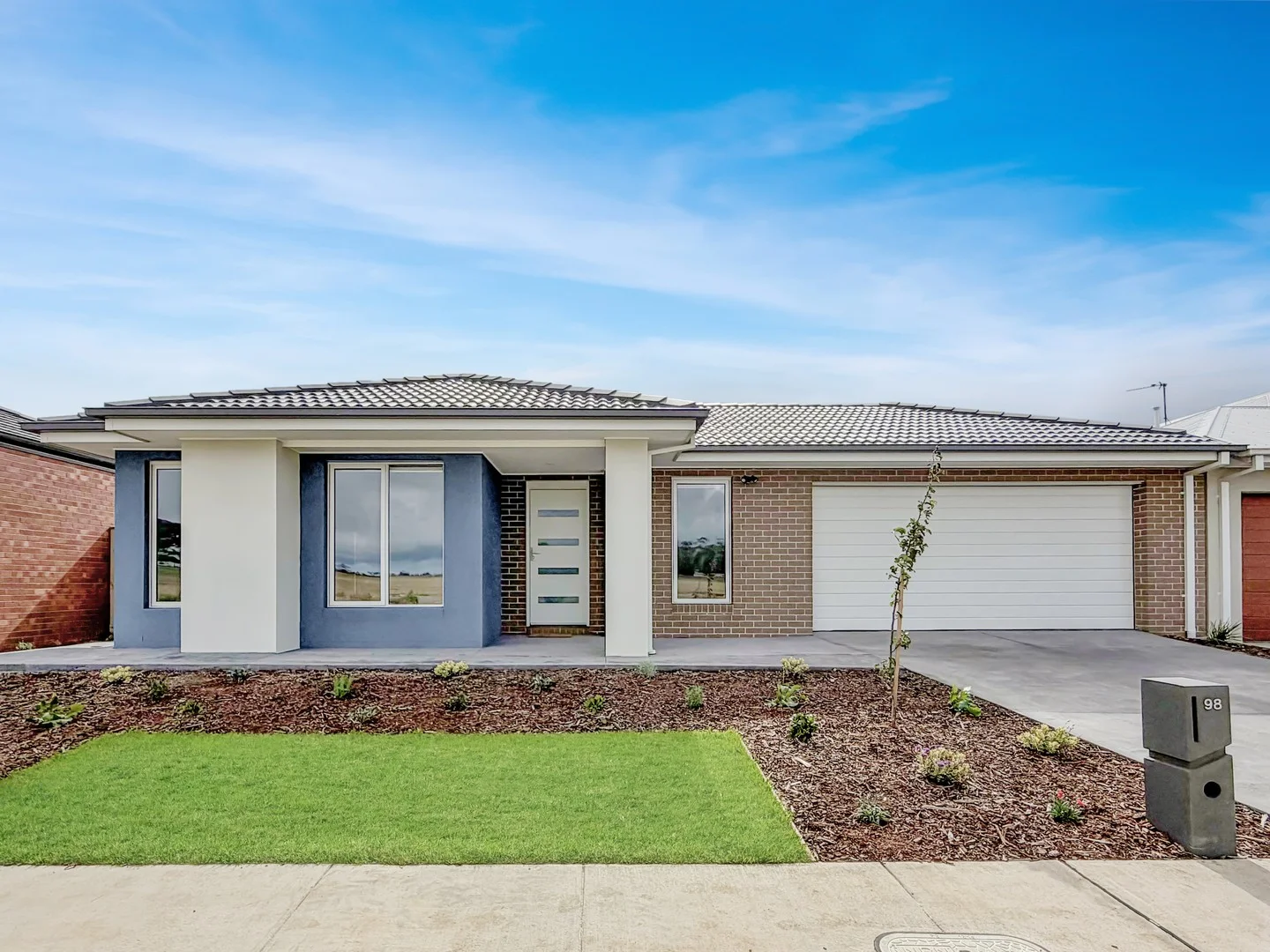 98 Mandalay Avenue, Armstrong Creek VIC 3217