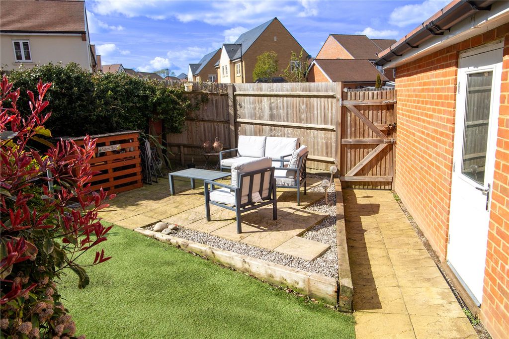 Additional image 32 of 5 bed town house for saleFrench Drive, Wellesley, Aldershot GU11