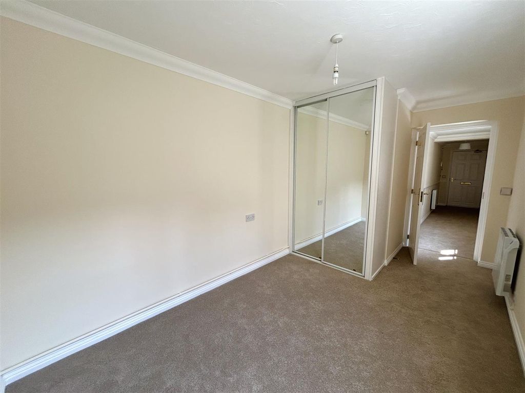 Additional image 8 of 2 bed flat for saleSouth Street, Bridport DT6
