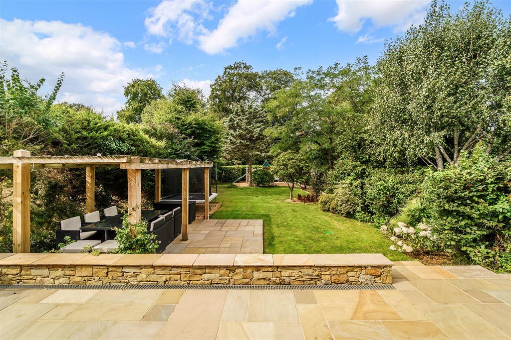 Additional image 22 of 5 bed detached house for saleBeacon Way, Banstead SM7