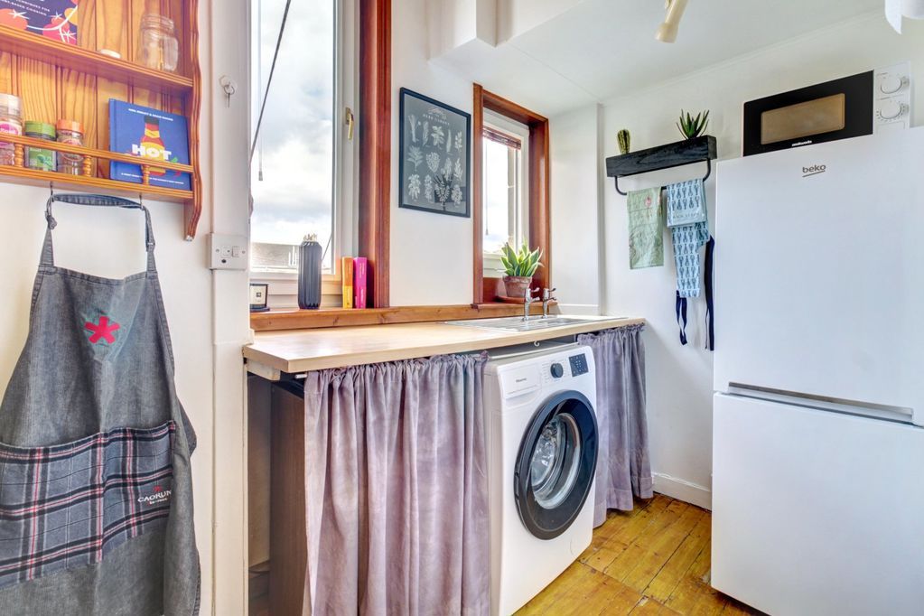 Additional image 9 of 2 bed flat for saleBonhill Road, Dumbarton G82