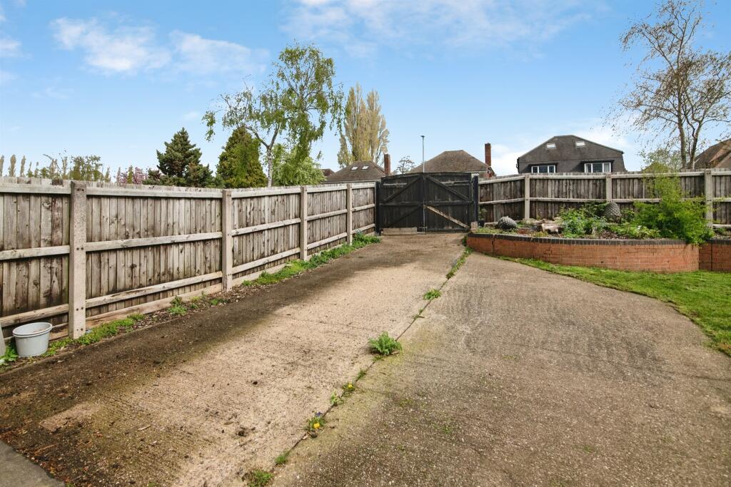 Additional image 16 of Pear Tree Drive, Birmingham