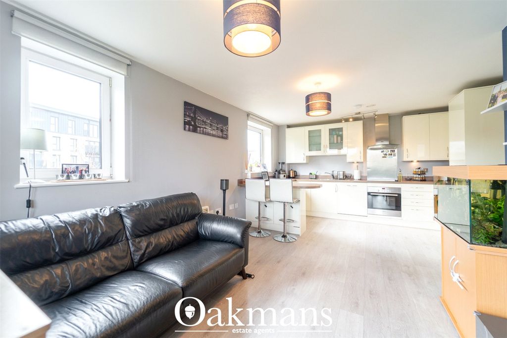 Additional image 5 of 2 bed flat for saleBell Barn Road, Birmingham, West Midlands B15
