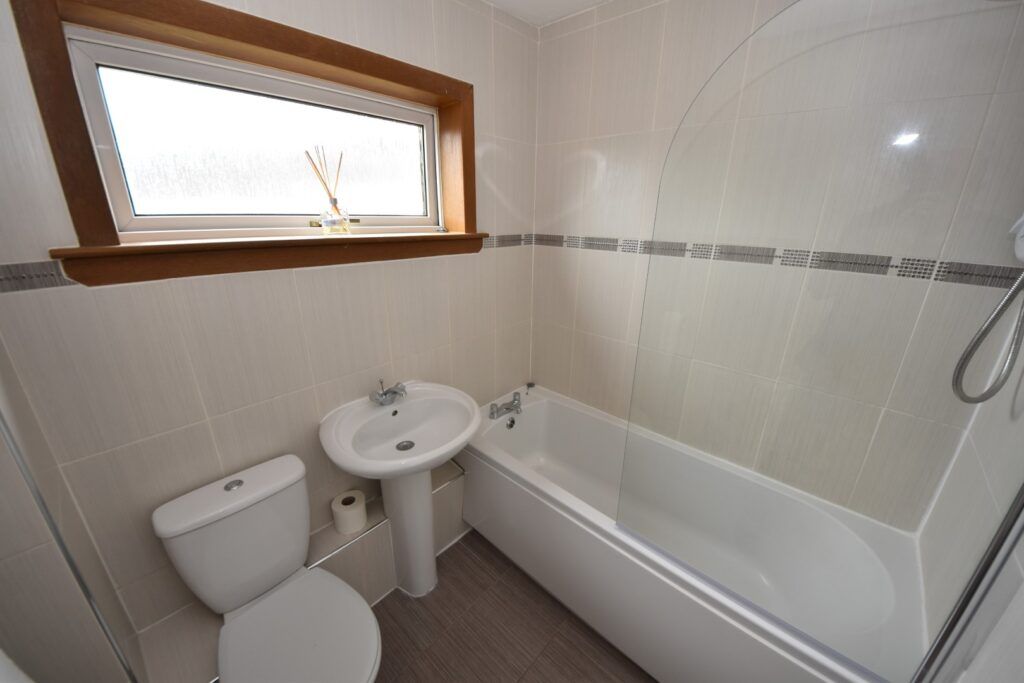 Additional image 8 of 3 bed terraced house for sale62 Ladyton Estate, Bonhill G83