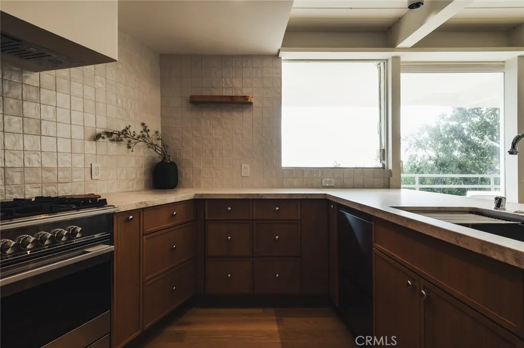 Additional image 16 of 8448 Franklin, Los Angeles, CA 90069