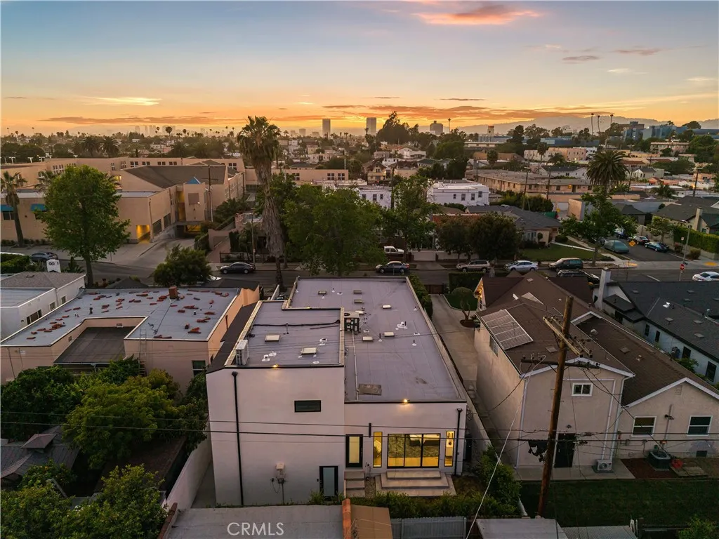 Additional image 10 of 1170 S Lucerne Blvd, Los Angeles, CA 90019