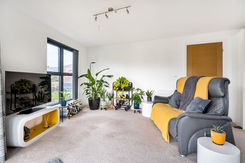 Additional image 6 of 2 bed flat for saleBrunswick Wharf North Walk, Barnstaple, Devon EX31