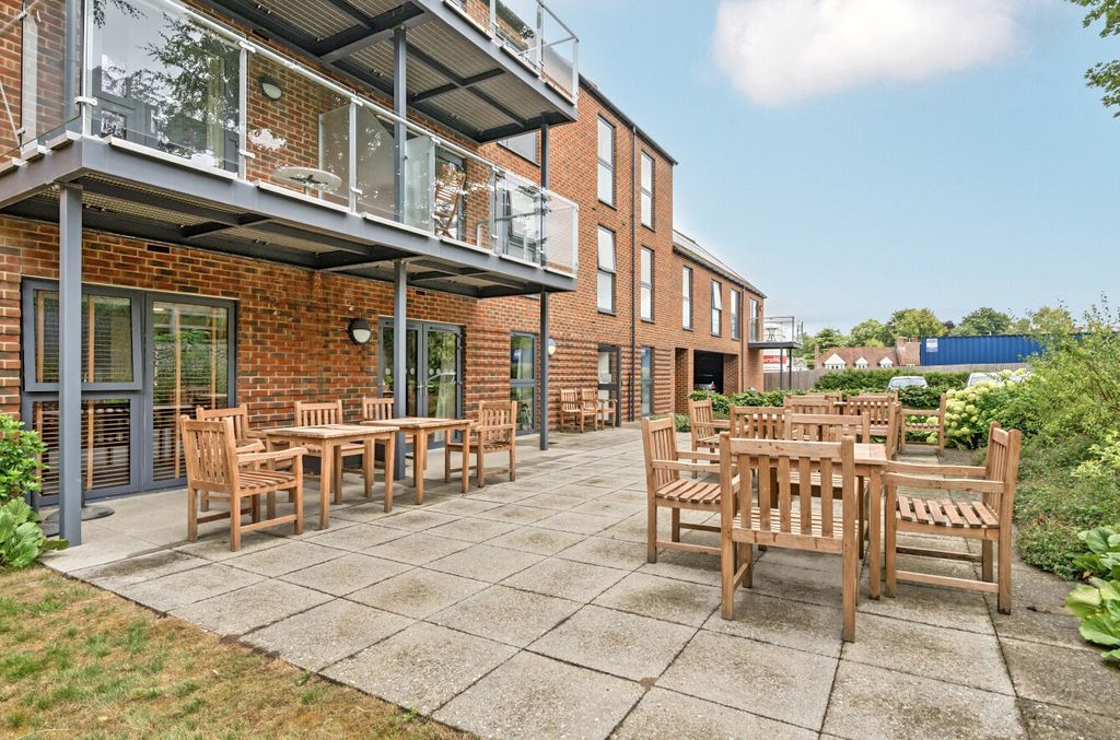 Additional image 9 of 2 bed flat for saleThe Dean, Alresford, Hampshire SO24