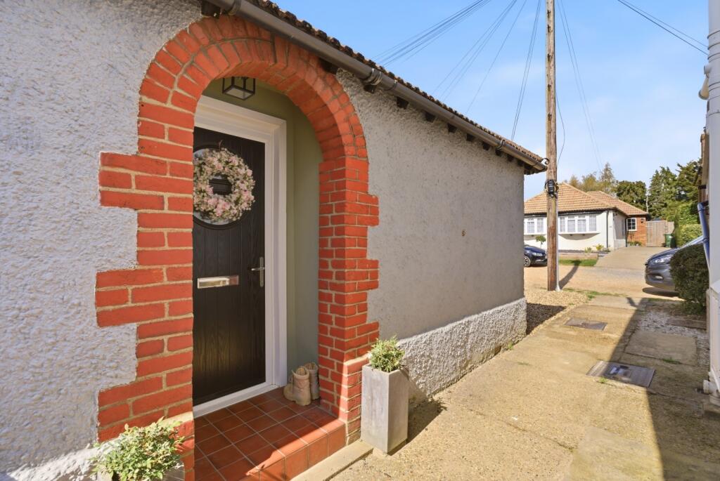 Additional image 13 of Aysgarth Road, Redbourn, St. Albans, Hertfordshire, AL3