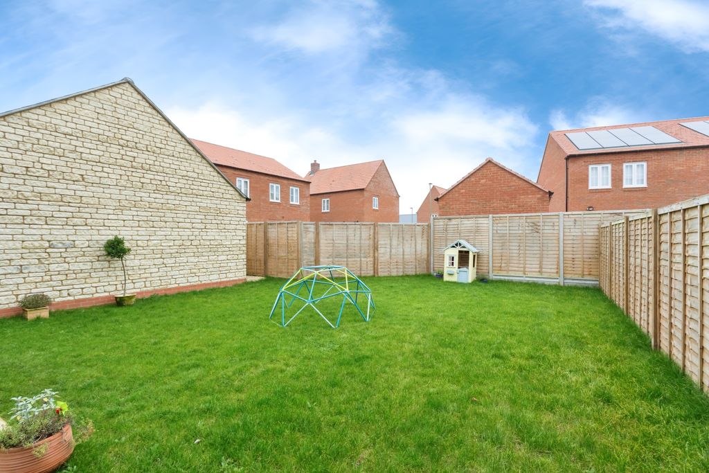 Additional image 20 of 4 bed detached house for saleRomford Close, Bicester OX26
