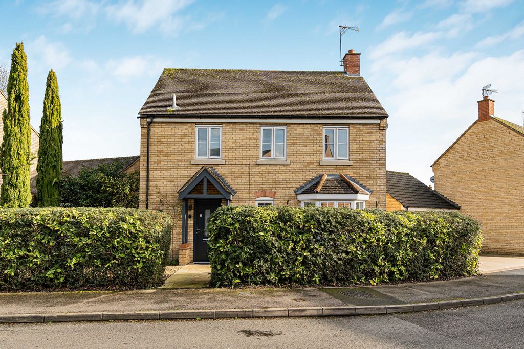 Additional image 46 of 4 bed detached house for saleCorncrake Way, Bicester OX26