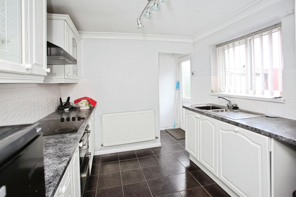 Additional image 8 of 3 bed semi-detached house for saleCefn Fforest Avenue, Cefn Fforest, Blackwood NP12